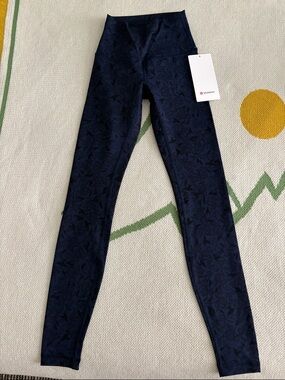 lululemon athletica Navy Floral-Print High-Rise Jeggings
